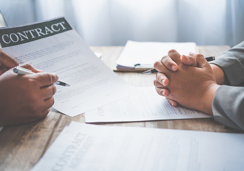 Contract Clauses That Can Ruin Your NIL Opportunities