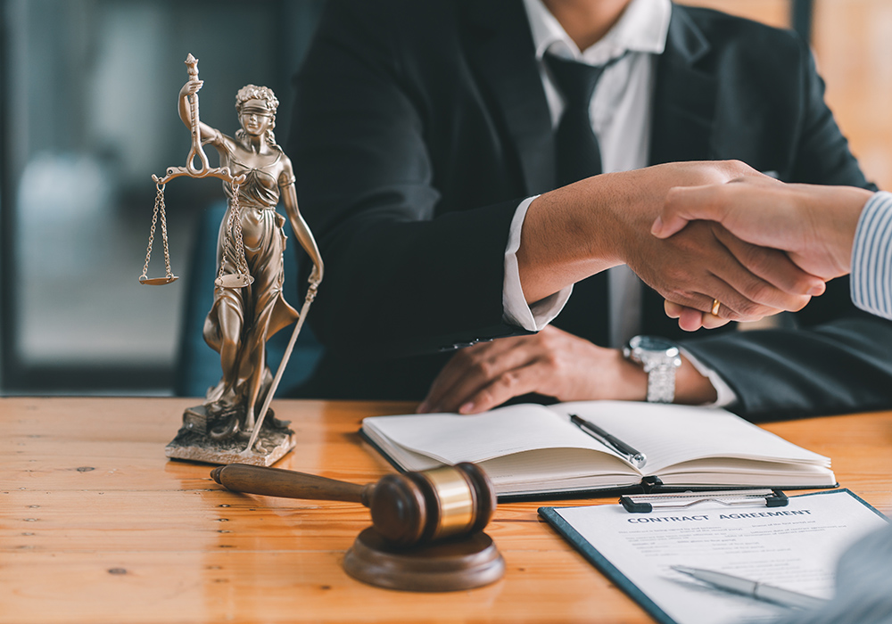 How to Choose the Right NIL Legal Advisor for Your Career